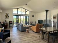 Ernie's Acre - Bed and Breakfast Watervale