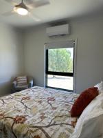 Ernie's Acre - B&B Watervale