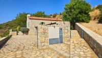 Uzun Ev - Architectural Gem - Contemporary Rustic Villa with Stunning Valley View - Chambres d'hôtes Datça