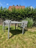 Dachgeschosswohnung Benther Berg, Contactless Check-in, free parking, Vollsaniert und Renoviert 2025 - B&B Ronnenberg