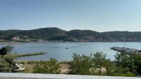 Appartamento con 2 Camere da Letto e Vista Mare