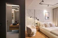 Deluxe Double Room with Side Sea View