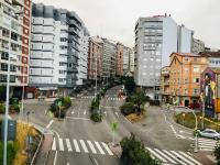 Piso amplio en Vigo con parking - Ferienwohnung Vigo