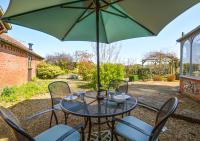 Lilac Lodge - B&B