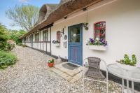 Large Double Room with Private Bathroom