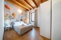 CHARMING HOUSE - 5 minutes from Two towers - B&B Bologna