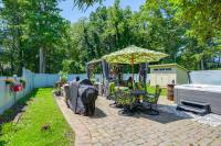 Outdoor Entertaining Space Home in North East - B&B
