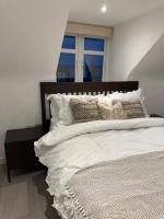 Quiet 2-Bed Flat, Sleeps 5, Free Parking Included - B&B East Barnet