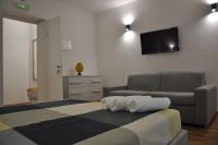 Camera Matrimoniale con Balcone (3 Adulti)