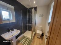 New 2 bedroom 2 bathroom City Center - B&B South Kessock