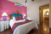20 ft to malecón, downtown, private Pool - B&B La Paz