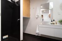 Inner-City Townhouse with Free Parking & WiFi - Chambres d'hôtes Launceston