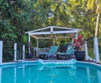 Alena Star Villa, Luxury, Position, AC and Pool - Bed and Breakfast Cape Tribulation