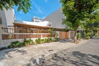 Tropical Villa - 2km to My Khe Beach & City Center & Full AC by The Key - Chambres d’hôtes Đà Nẵng