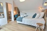Deluxe Room 2