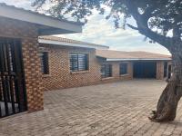 Carissa Street Self-catering Units - B&B