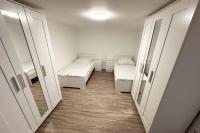 Work and Sleep Düsseldorf 6 Pers Bahnhofsnah Monteure und Gruppen D6 - Ferienwohnung Düsseldorf