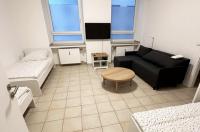Work and Sleep Düsseldorf 6 Pers Bahnhofsnah Monteure und Gruppen D6 - B&B Düsseldorf