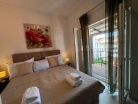 Apartamento de 1 dormitorio con balcón