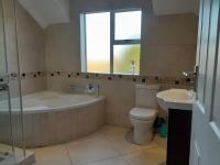 Camera Matrimoniale con Bagno in Comune 