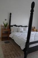 Kamer met Kingsize Bed en Uitzicht op Meer