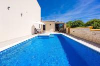 Holiday Home Mario - B&B Pula