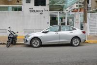 Apto com wi-fi, ar cond e garagem a 100m da praia - B&B Praia Grande