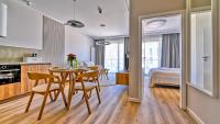 Ostseeresidenz Niechorze D208 Eco Boho z Basenem, Sauną, Jacuzzi, przy samej PLAŻY - 5D Apartments - Chambres d'hôtes Niechorze