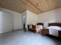 Triple Room with Bathroom