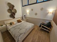 Superior One-Bedroom Apartment