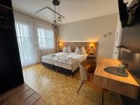 Doppelzimmer mit Balkon