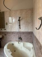 Arizona Lodge Guesthouse - Ferienwohnung Islamabad