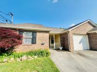 Modern Charm - Bed and Breakfast Knoxville