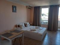 Habitación Triple con balcón