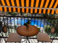 BERMUDAS - TURIS Suites - B&B Benidorm