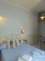 Deluxe One-Bedroom Apartment with City View
