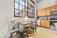 Charming DT Loft l Parking l Fast Wi-Fi l Café - B&B Cleveland