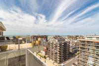 Penthouse aan Zee - Panoramic View - Bed and Breakfast De Panne