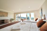 Family Room with Sea View