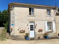 Le Gîte au Coin des Abeilles - B&B La Caillère