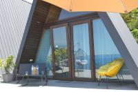 Blue Horizon - B&B Ts’insvla