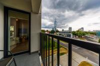 Aurora Premium Apartment- City Centre, Free Parking by StayNest - Chambres d'hôtes Rzeszów