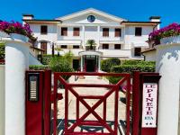 Residence le Pinete RTA - B&B