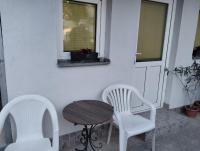 Studio with Garden View