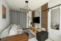 Deluxe Room (2 Adults + 1 Child)