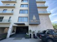 Opus Luxury Family Serviced Apartments Gulberg Lahore - B&B