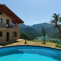 House with pool and panoràmic views to LLosa del Cavall - B&B