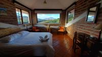 Habitación con cama grande 