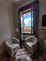 Camera Matrimoniale con Bagno in Comune 