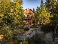 Perch - Peaceful ECO Cedar Hot Tub AC EV Mountain Views - B&B Running Springs